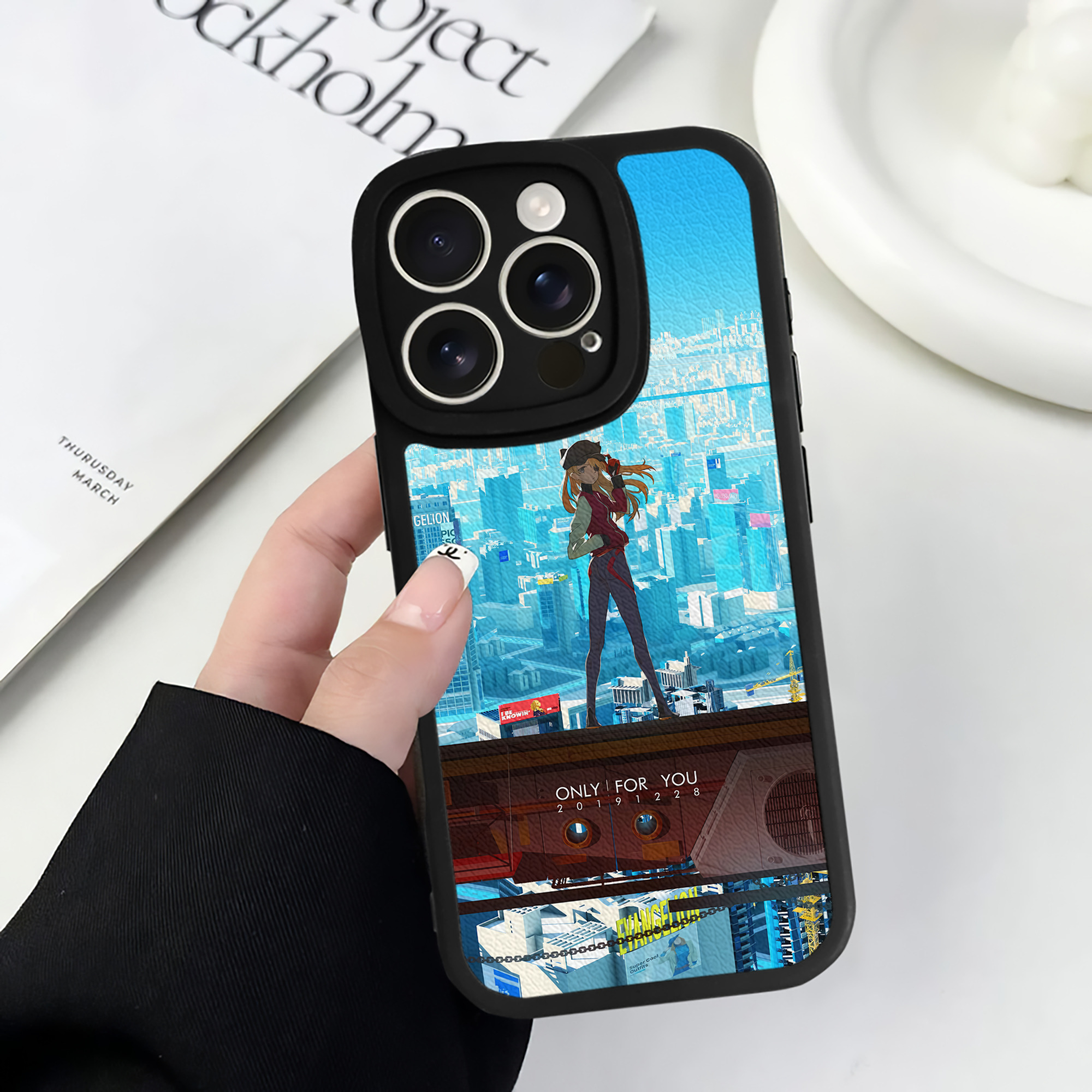 （画像用） EVA 新世紀エヴァンゲリオン 【iPhone 16シリーズ対応】シリコンスマホケース（レザー調） 材質：シリコン